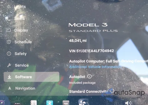 2020 Tesla Model 3 Standard Range Plus Rear-Wheel Drive/Standard Range Rear-Wheel Drive from USA, damaged, VIN 5YJ3E1EA4LF704942